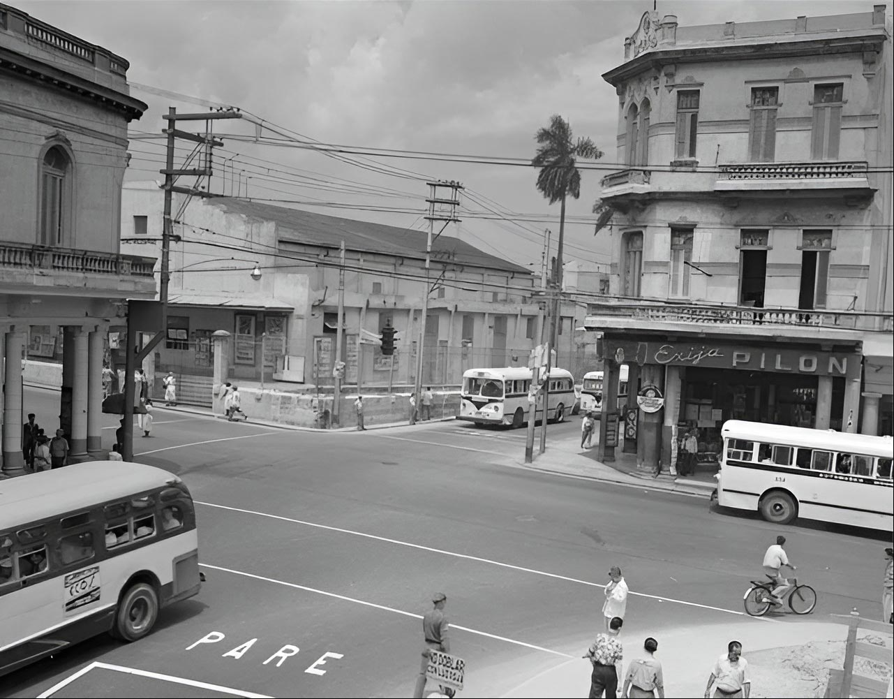 La esquina de Tejas, la Habana, Cuba La esquina de Tejas, la Habana, Cuba