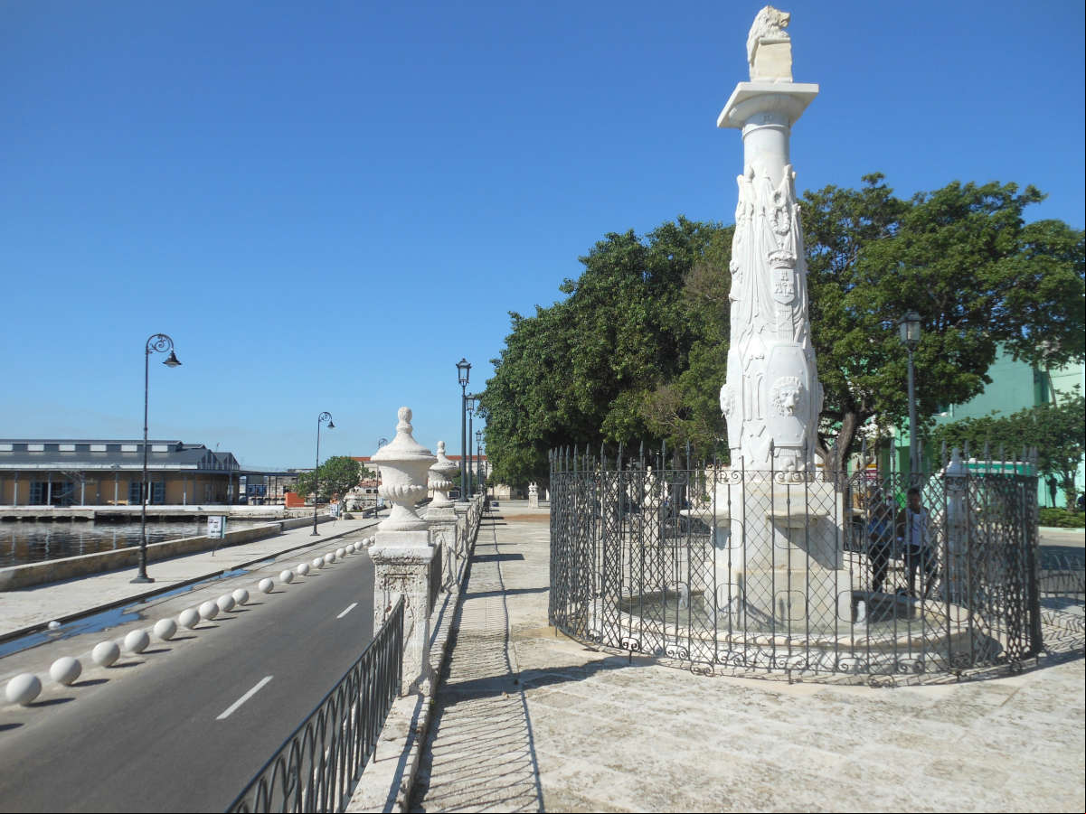 La Columna de O’Donnell en la Alameda de Paula, la Habana, Cuba La Columna de O’Donnell en la Alameda de Paula, la Habana, Cuba
