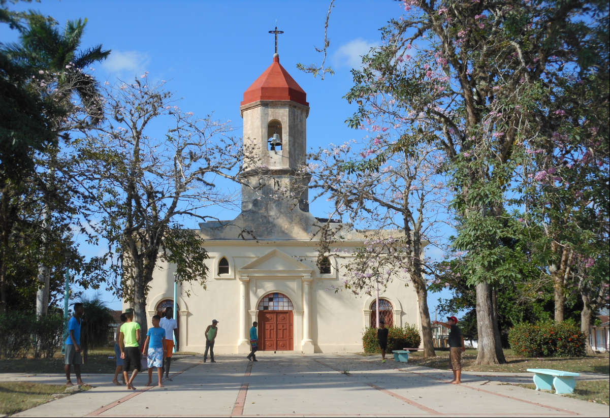 Iglesia parroquial San Pablo Apóstol en Caraballo, Jaruco en la provincia Mayabeque Iglesia parroquial San Pablo Apóstol en Caraballo