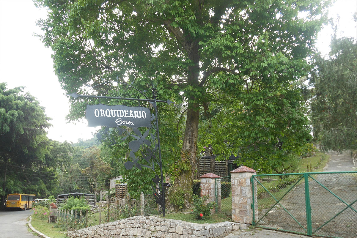 Entrada al Orquideario de Soroa o Jardín de las Orquídeas de Cuba Entrada al Orquideario de Soroa o Jardín de las Orquídeas de Cuba