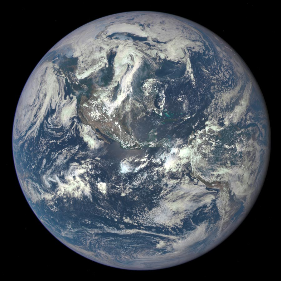 Foto de Norte y Centro América desde el espacio, tomada por el satélite DSCOVR en julio del 2015. #FotosNASA Foto de Norte y Centro América desde el espacio